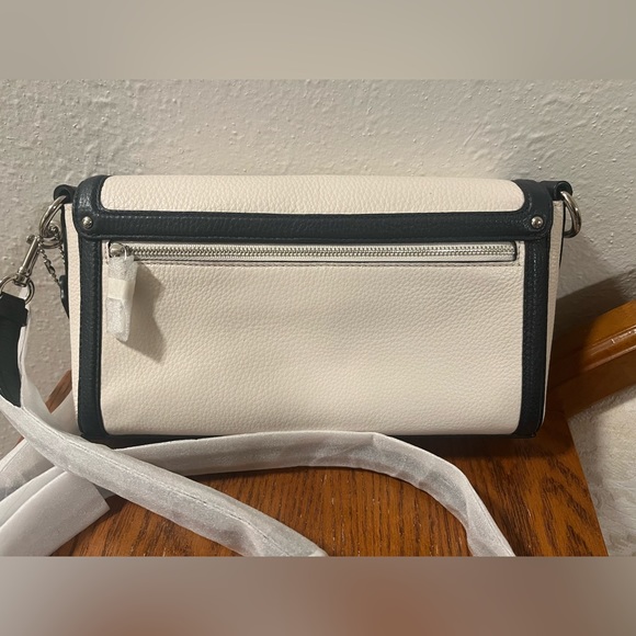 NWT Coach Jade Shoulder Bag in Colorblock 2341 - Picture 5 of 12
